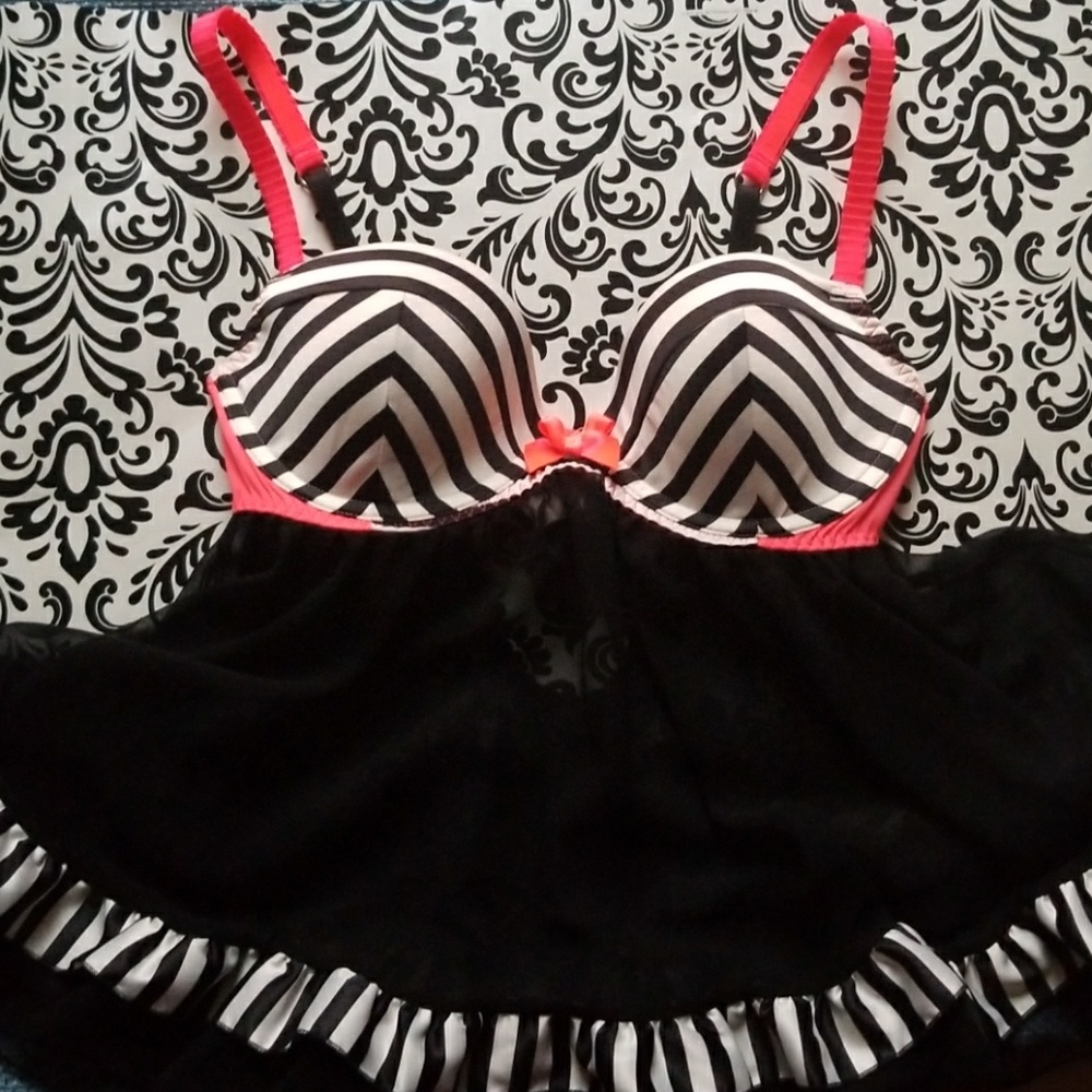 NEW! Victoria's Secret Babydoll!